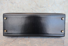 画像をギャラリービューアに読み込む, HERMES/エルメス ケリー32 ボックスカーフ ブラック 〇T刻印 ショルダーバッグ 800010080