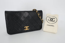 画像をギャラリービューアに読み込む, CHANEL/シャネル ミニマトラッセプッシュロックチェーンショルダーバッグ ラムスキン ブラック/ゴールド金具 ショルダーバッグ 800100061