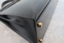 画像をギャラリービューアに読み込む, HERMES/エルメス ケリー32 ボックスカーフ ブラック 〇T刻印 ショルダーバッグ 800010080