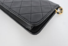 画像をギャラリービューアに読み込む, CHANEL/シャネル ミニマトラッセプッシュロックチェーンショルダーバッグ ラムスキン ブラック/ゴールド金具 ショルダーバッグ 800100061