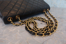 将图片加载到图库查看器,CHANEL/香奈儿 中号CF 单盖包 双链条包 羊皮 Black/Gold hadware(黑色/金色金属) 肩背包 800030137