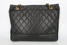 将图片加载到图库查看器,CHANEL/香奈儿 CF 链条托特包 羊皮 Black/Gold hardware(黑色/金色金属) 托特包 800090240