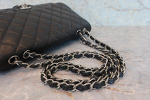 Load image into Gallery viewer, CHANEL Medium Matelasse Single Flap chain shoulder bag Caviar skin Black/Silver hadware Shoulder bag 800060005