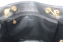 将图片加载到图库查看器,CHANEL/香奈儿 CF 链条托特包 羊皮 Black/Gold hardware(黑色/金色金属) 托特包 800090240