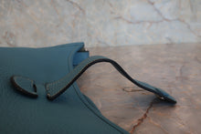 Load image into Gallery viewer, HERMES EVELYNE 3PM Clemence leather Blue jean □M Engraving Shoulder bag 800040064