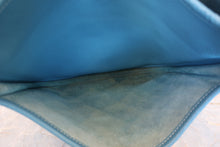 Load image into Gallery viewer, HERMES EVELYNE 3PM Clemence leather Blue jean □M Engraving Shoulder bag 800040064