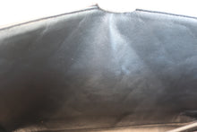 Load image into Gallery viewer, CHANEL Medium Matelasse Single Flap chain shoulder bag Caviar skin Black/Silver hadware Shoulder bag 800060005