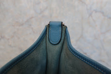 Load image into Gallery viewer, HERMES EVELYNE 3PM Clemence leather Blue jean □M Engraving Shoulder bag 800040064