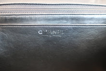 Load image into Gallery viewer, CHANEL Medium Matelasse Single Flap chain shoulder bag Caviar skin Black/Silver hadware Shoulder bag 800060005