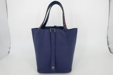 Load image into Gallery viewer, HERMES PICOTIN LOCK MM Tressage Epsom leather Blue encre/Brique/Black D Engraving Hand bag 800100181