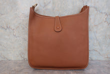 画像をギャラリービューアに読み込む, HERMES/エルメス エブリン1GM クシュベル ゴールド □A刻印 ショルダーバッグ 800010092