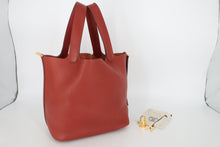 Load image into Gallery viewer, HERMES PICOTIN LOCK MM Clemence leather Cuivre C Engraving Hand bag 800100124