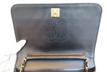 画像をギャラリービューアに読み込む, CHANEL/シャネル マトラッセプッシュロックチェーンショルダーバッグ ラムスキン ブラック/ゴールド金具 ショルダーバッグ 800080024