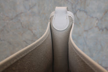 画像をギャラリービューアに読み込む, HERMES/エルメス ヴェスパPM ヴォーエプソン ホワイト □J刻印 ショルダーバッグ 800010098