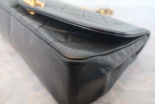 Load image into Gallery viewer, CHANEL Diana matelasse chain shoulder bag Lambskin Black/Gold hadware Shoulder bag 700120094