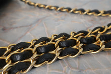 Load image into Gallery viewer, CHANEL Diana matelasse chain shoulder bag Lambskin Black/Gold hadware Shoulder bag 700120094