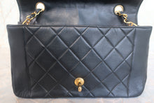 Load image into Gallery viewer, CHANEL Diana matelasse chain shoulder bag Lambskin Black/Gold hadware Shoulder bag 700120094
