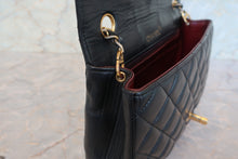 Load image into Gallery viewer, CHANEL Matelasse chain shoulder bag Lambskin Black/Gold hadware Shoulder bag 700090190