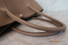 画像をギャラリービューアに読み込む, HERMES/エルメス ガーデンパーティPM ネゴンダ エトゥープ T刻印 トートバッグ 700030281