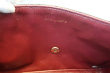 Load image into Gallery viewer, CHANEL Matelasse chain shoulder bag Lambskin Black/Gold hadware Shoulder bag 700080113