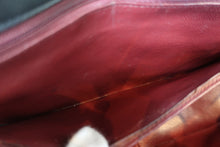 Load image into Gallery viewer, CHANEL Diana matelasse chain shoulder bag Lambskin Black/Gold hadware Shoulder bag 700120094