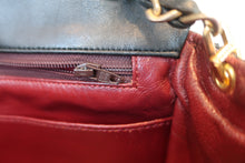 Load image into Gallery viewer, CHANEL Matelasse chain shoulder bag Lambskin Black/Gold hadware Shoulder bag 700080113