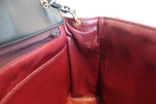 Load image into Gallery viewer, CHANEL Matelasse chain shoulder bag Lambskin Black/Gold hadware Shoulder bag 700080113