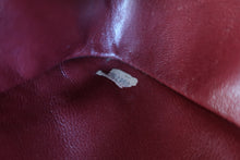 Load image into Gallery viewer, CHANEL Matelasse chain shoulder bag Lambskin Black/Gold hadware Shoulder bag 700080113