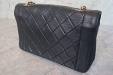 Load image into Gallery viewer, CHANEL Diana matelasse chain shoulder bag Lambskin Black/Gold hadware Shoulder bag 700120094
