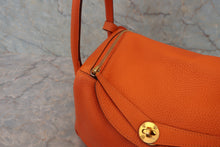 画像をギャラリービューアに読み込む, HERMES/エルメス リンディ30 トリヨンクレマンス オレンジ □O刻印 ショルダーバッグ 800040056