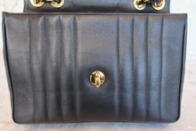 Load image into Gallery viewer, CHANEL Big Matelasse single flap chain shoulder bag Caviar skin Black/Gold hadware Shoulder bag 700100035