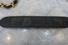 Load image into Gallery viewer, CHANEL Matelasse chain shoulder bag Lambskin Black/Gold hadware Shoulder bag 700120101