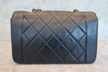 Load image into Gallery viewer, CHANEL  Diana matelasse chain shoulder bag Lambskin Black/Gold hadware Shoulder bag 700080191