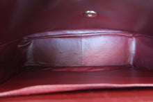 Load image into Gallery viewer, CHANEL Matelasse chain shoulder bag Lambskin Black/Gold hadware Shoulder bag 700120101