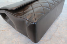 Load image into Gallery viewer, CHANEL Matelasse chain shoulder bag Lambskin Brown/Gold hadware Shoulder bag 700090163