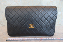 将图片加载到图库查看器,CHANEL/香奈儿 CF 链条包 羊皮 Black/Gold hadware(黑色/金色金属) 肩背包 800080238