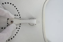 Load image into Gallery viewer, HERMES EVELYNE TPM Clemence leather New white B Engraving Shoulder bag 800100133