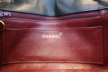 Load image into Gallery viewer, CHANEL  Diana matelasse chain shoulder bag Lambskin Black/Gold hadware Shoulder bag 700080191