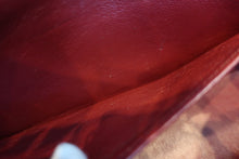 Load image into Gallery viewer, CHANEL  Diana matelasse chain shoulder bag Lambskin Black/Gold hadware Shoulder bag 700080191