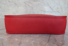 将图片加载到图库查看器,HERMES EVELYNE1 PM Graine Couchevel leather Rouge vif □H刻印 Shoulder bag 800020007