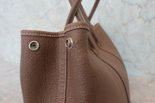 将图片加载到图库查看器,HERMES GARDEN PARTY PM Negonda leather Etoupe gray □K刻印 Tote bag 800060009