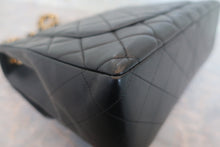 Load image into Gallery viewer, CHANEL Medium Matelasse single flap chain shoulder bag Lambskin Black/Gold hadware Shoulder bag 700120157
