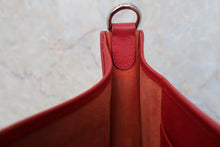 将图片加载到图库查看器,HERMES EVELYNE1 PM Graine Couchevel leather Rouge vif □H刻印 Shoulder bag 800020007