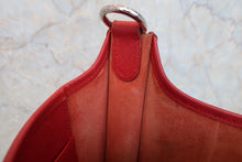 将图片加载到图库查看器,HERMES EVELYNE1 PM Graine Couchevel leather Rouge vif □H刻印 Shoulder bag 800020007