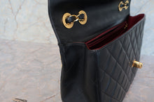 Load image into Gallery viewer, CHANEL Big Matelasse Single flap chain shoulder bag Lambskin Black/Gold hadware Shoulder bag 700090180