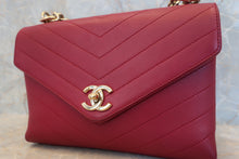 Load image into Gallery viewer, CHANEL V-Stitch single flap chain shoulder bag Lambskin Pink/Gold hadware Shoulder bag 500100055