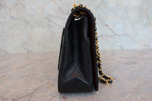 将图片加载到图库查看器,CHANEL/香奈儿 CF 全盖包 链条包 羊皮 Black/Gold hadware(黑色/金色金属) 肩背包 800080148