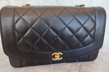 Load image into Gallery viewer, CHANEL  Diana matelasse chain shoulder bag Lambskin Black/Gold hadware Shoulder bag 700090239