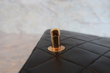 将图片加载到图库查看器,CHANEL/香奈儿 CF 全盖包 链条包 羊皮 Black/Gold hadware(黑色/金色金属) 肩背包 800080148