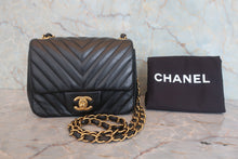 画像をギャラリービューアに読み込む, CHANEL/シャネル Vステッチチェーンショルダーバッグ ラムスキン ブラック/ゴールド金具 ショルダーバッグ 800070101